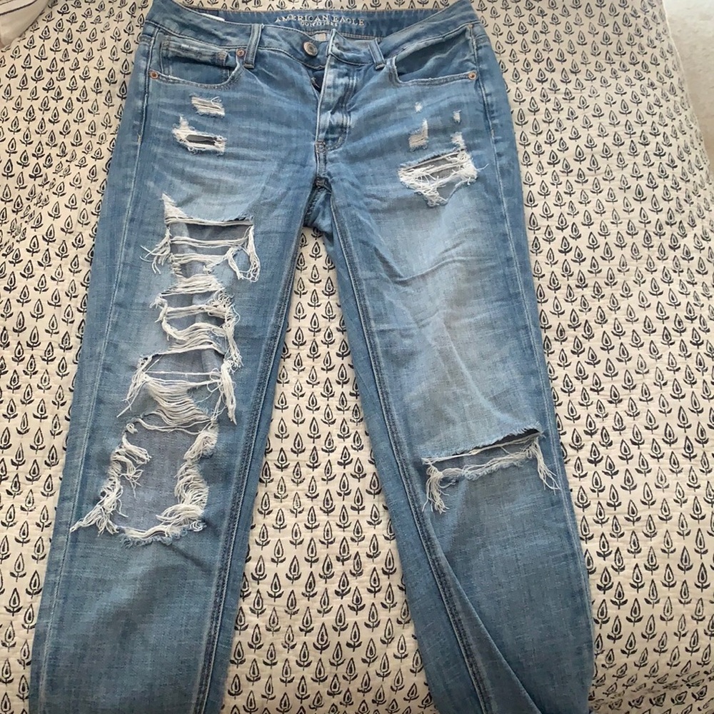 AE mom jeans